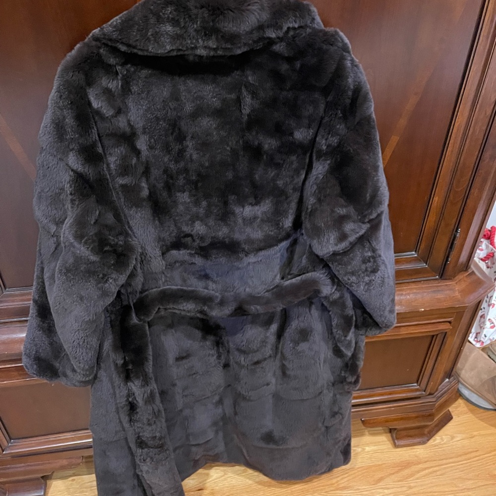 Brown fur coat - Picture 6 of 11